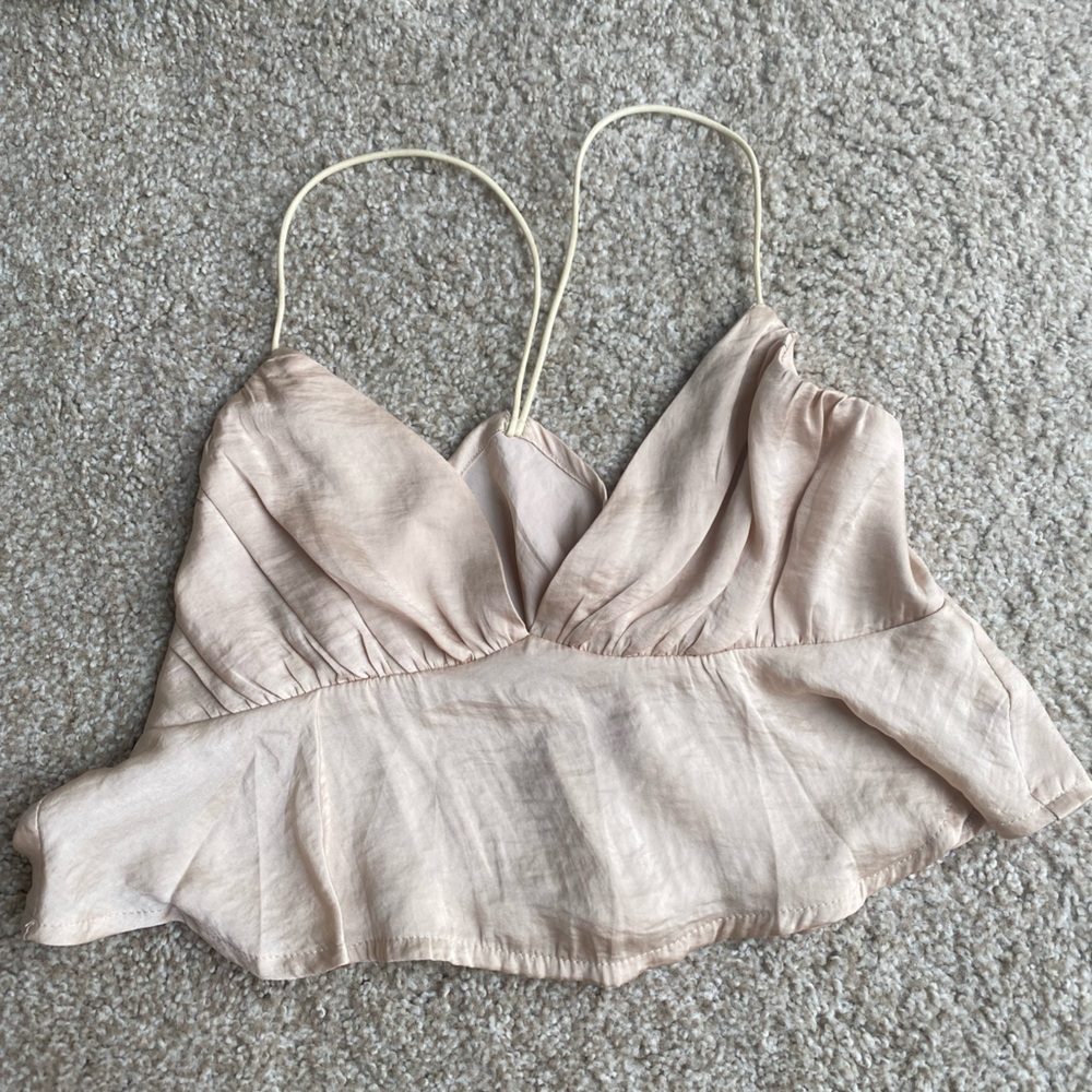 Satin like flowy crop top